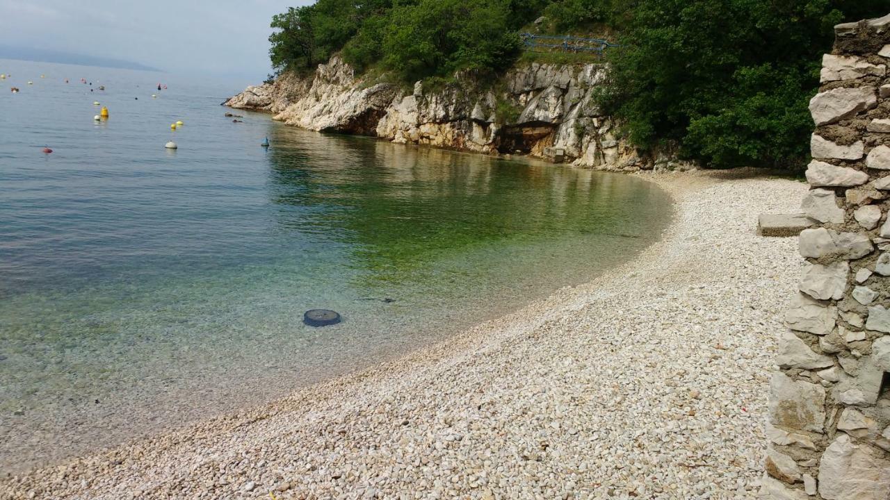 Beach House Bassi Fiume Esterno foto